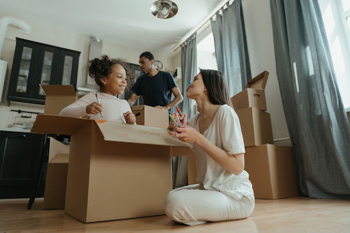 9 Things To Do When Moving Into A New House: Tips For Settling In Quickly￼